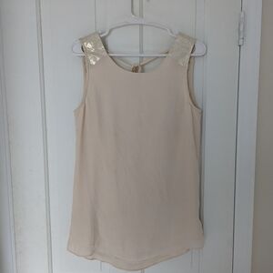 Cream tank with scoop back